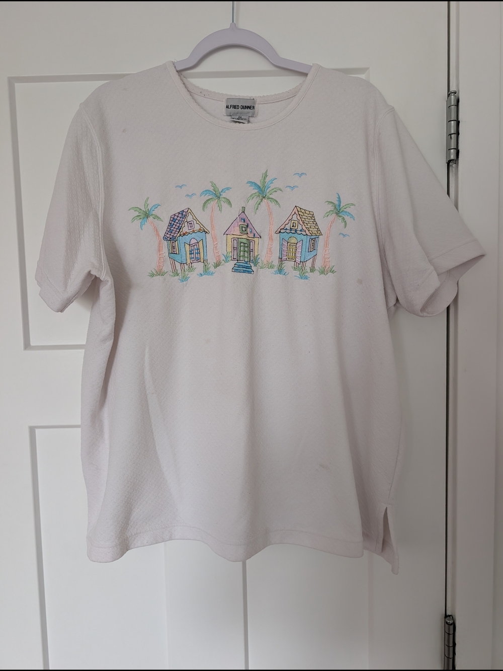 Alfred Dunner Beaded White Tropical Cottage Graphic Tee Size 2X